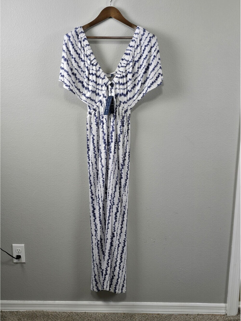 Womens Cabana Life Size Medium Beach Dress White And Blue Nwt/Swimsuit coverup